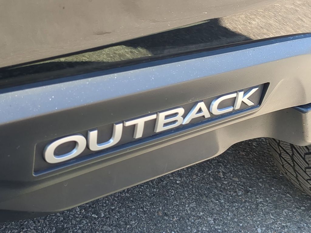 Thumbnail: 2022 Subaru Outback - 7