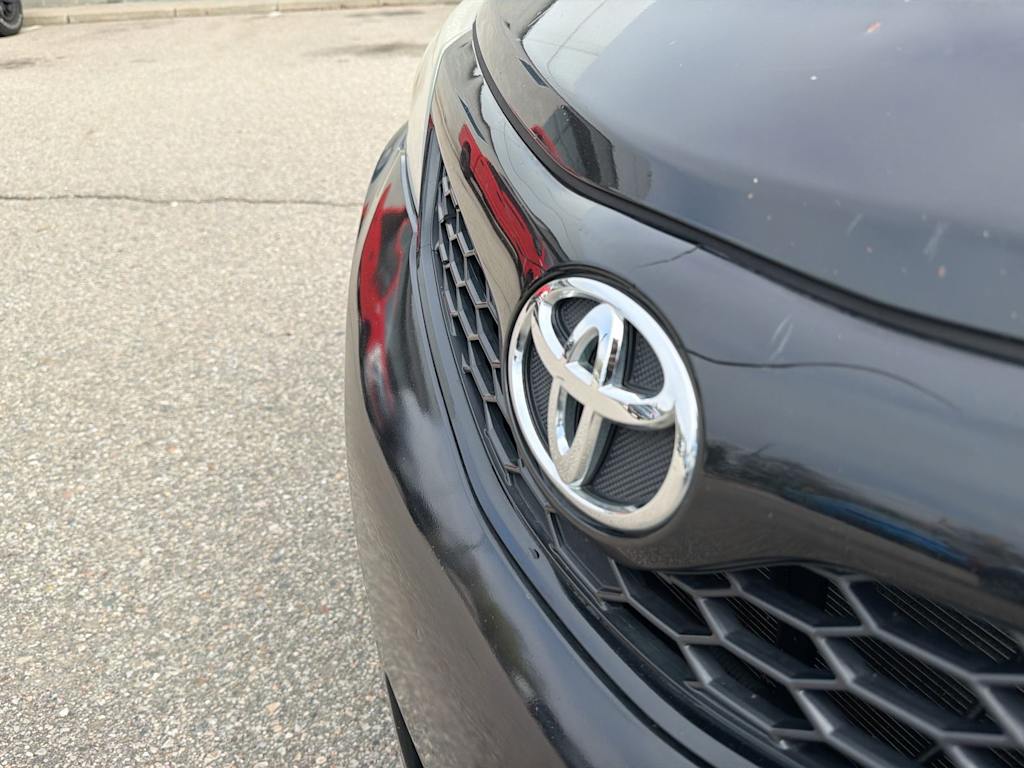 Thumbnail: 2014 Toyota Camry - 23