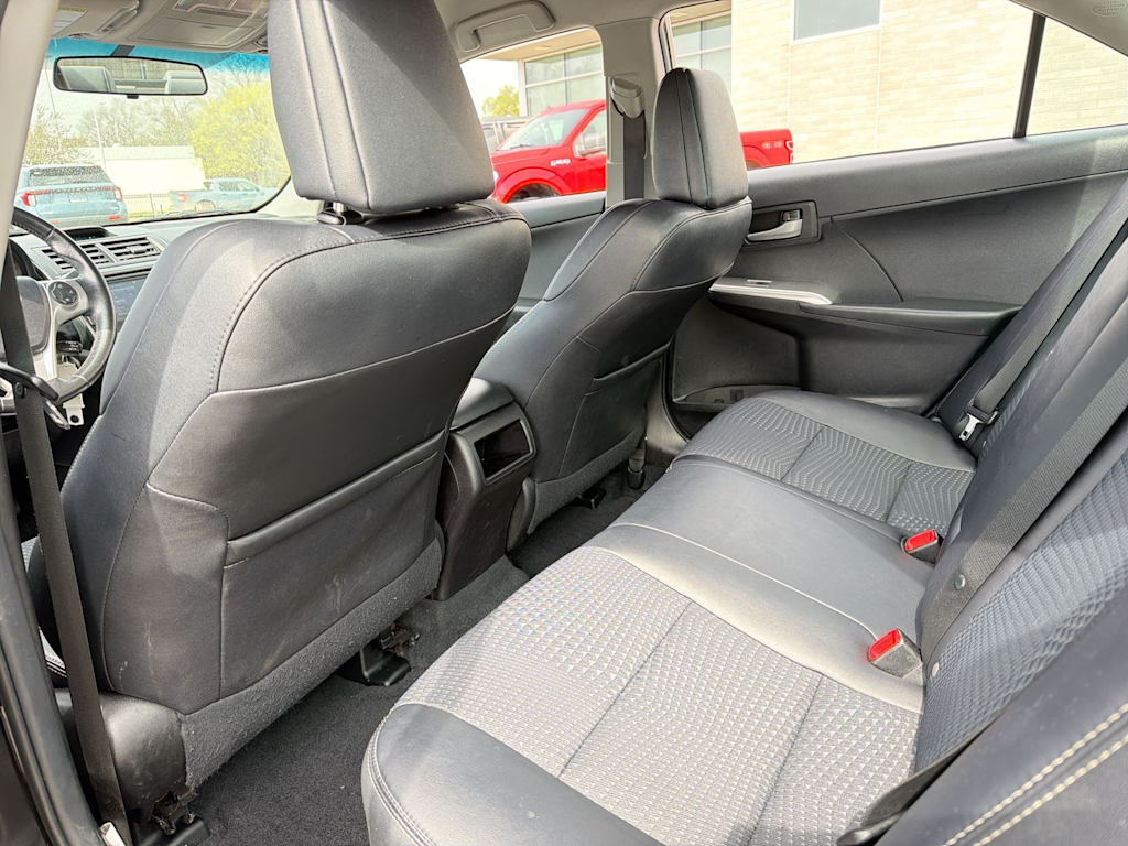 Thumbnail: 2014 Toyota Camry - 12