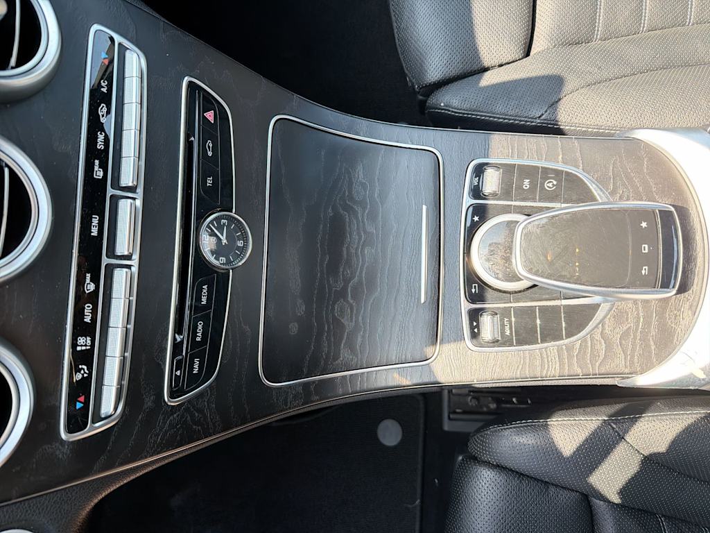 Thumbnail: 2015 Mercedes-Benz C-Class - 14