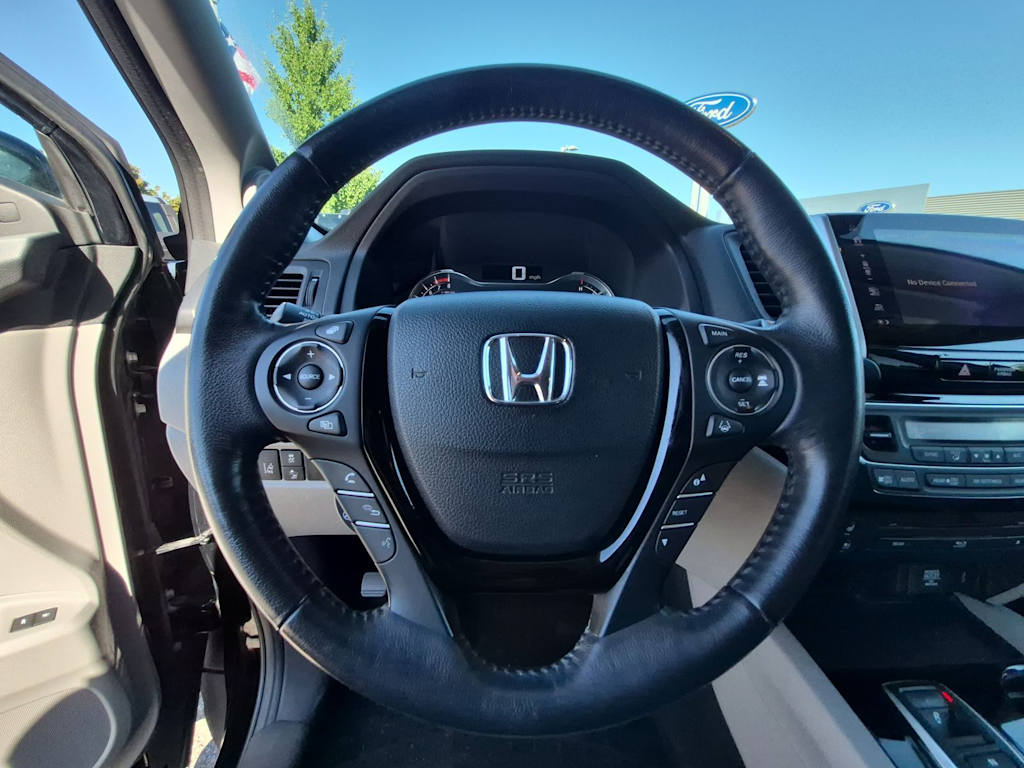 Thumbnail: 2018 Honda Pilot - 13
