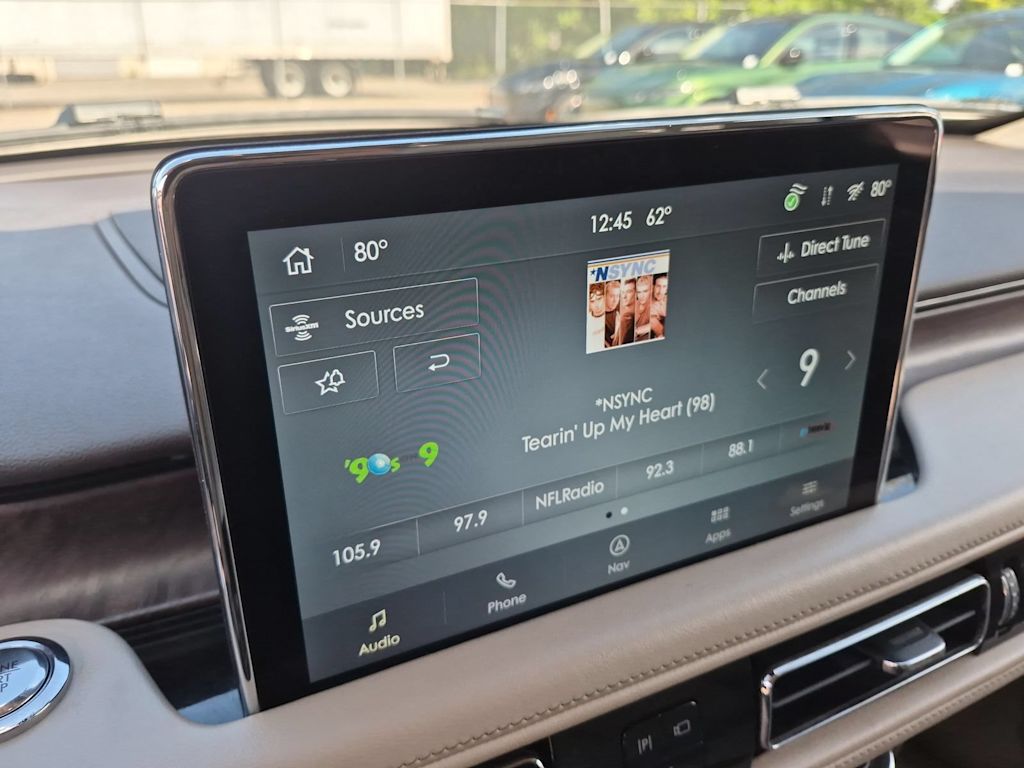 Thumbnail: 2021 Lincoln Aviator - 12
