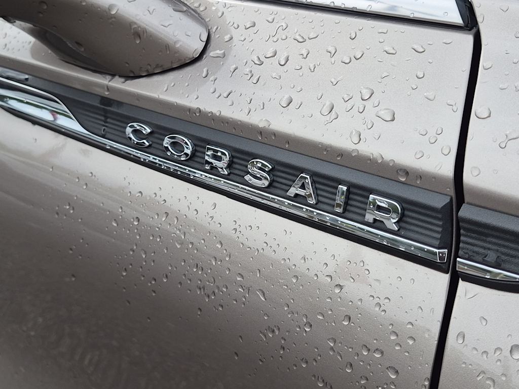 Thumbnail: 2021 Lincoln Corsair - 21