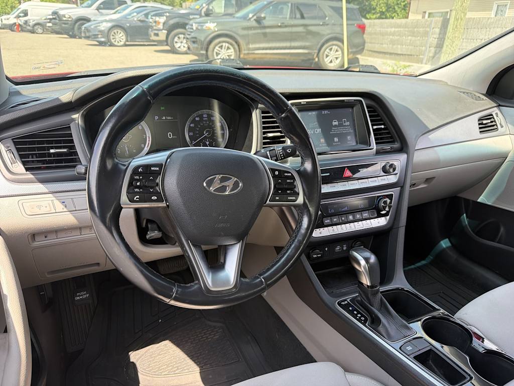 Thumbnail: 2019 Hyundai Sonata - 2