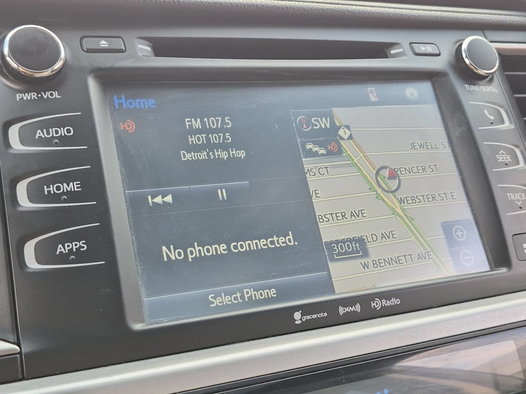 Thumbnail: 2017 Toyota Highlander - 13