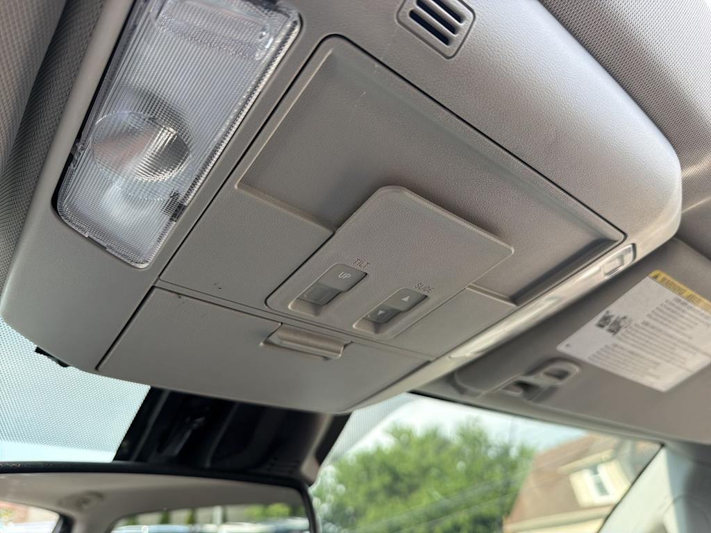 Thumbnail: 2019 Toyota Tundra - 25