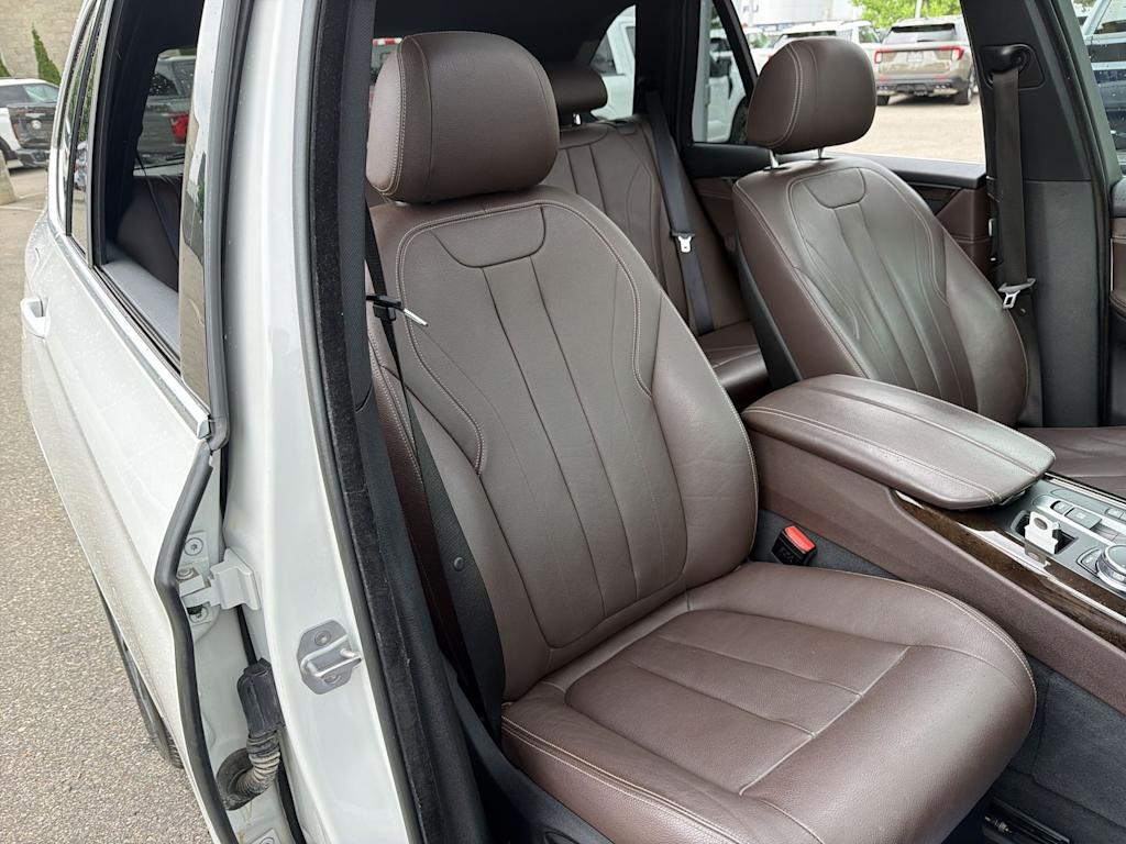 Thumbnail: 2017 BMW X5 - 32