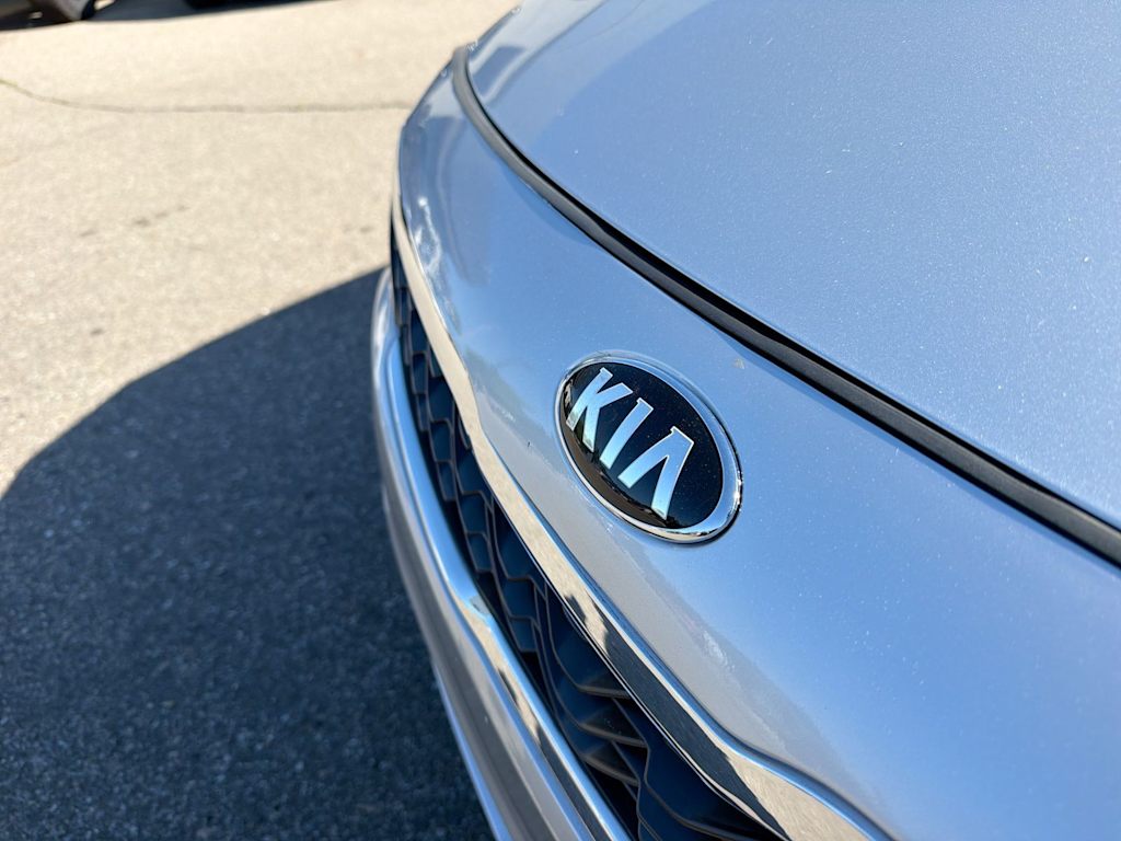Thumbnail: 2020 Kia Optima - 7
