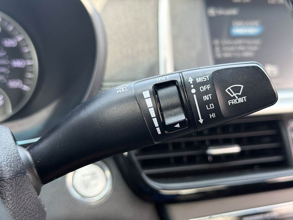 Thumbnail: 2019 Kia Optima - 32