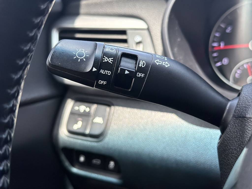 Thumbnail: 2019 Kia Optima - 33