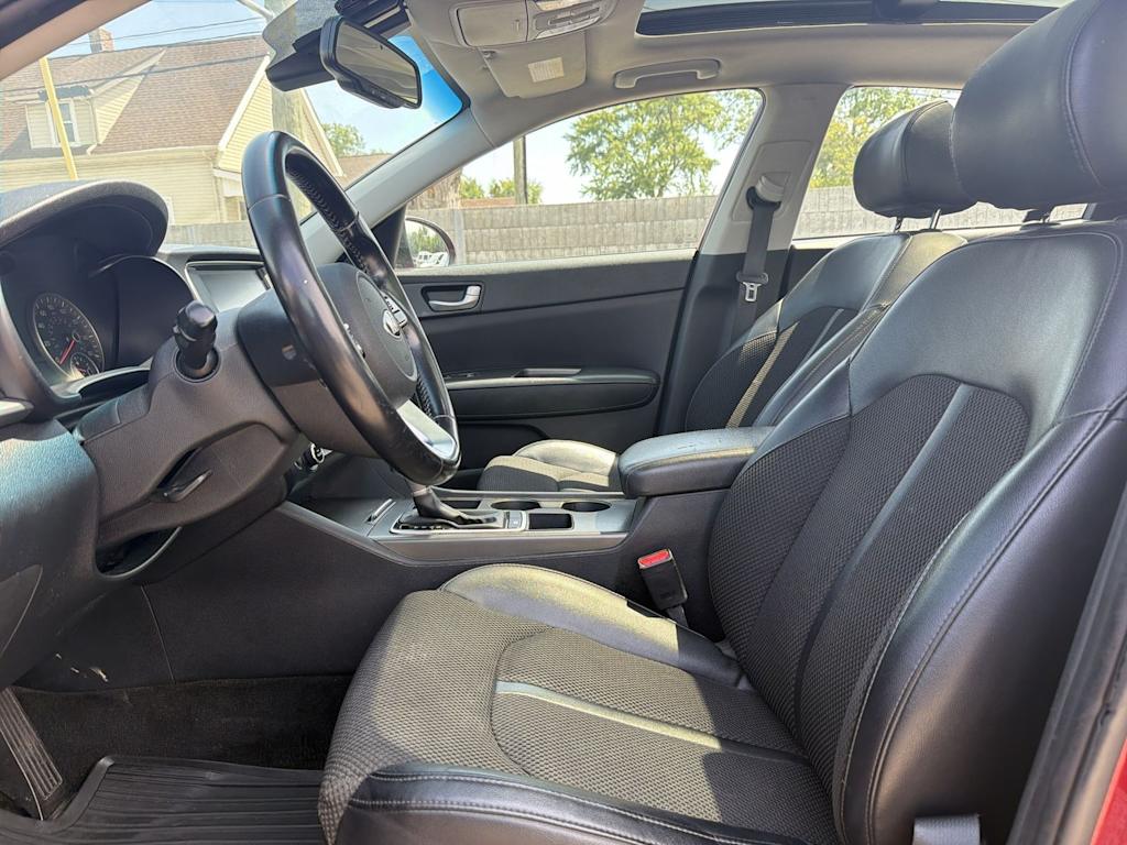 Thumbnail: 2019 Kia Optima - 10