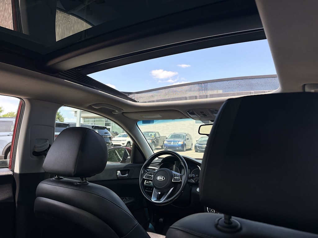 Thumbnail: 2019 Kia Optima - 28