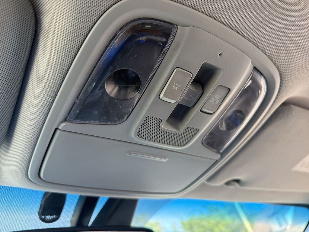 Thumbnail: 2019 Kia Optima - 24