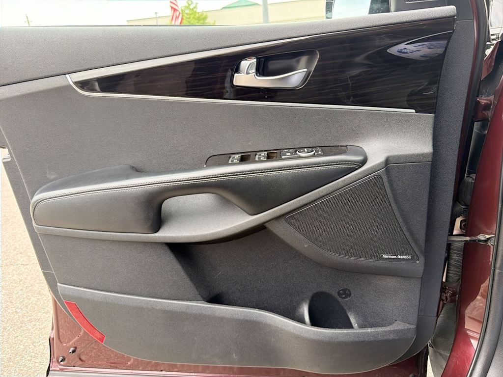Thumbnail: 2019 Kia Sorento - 33