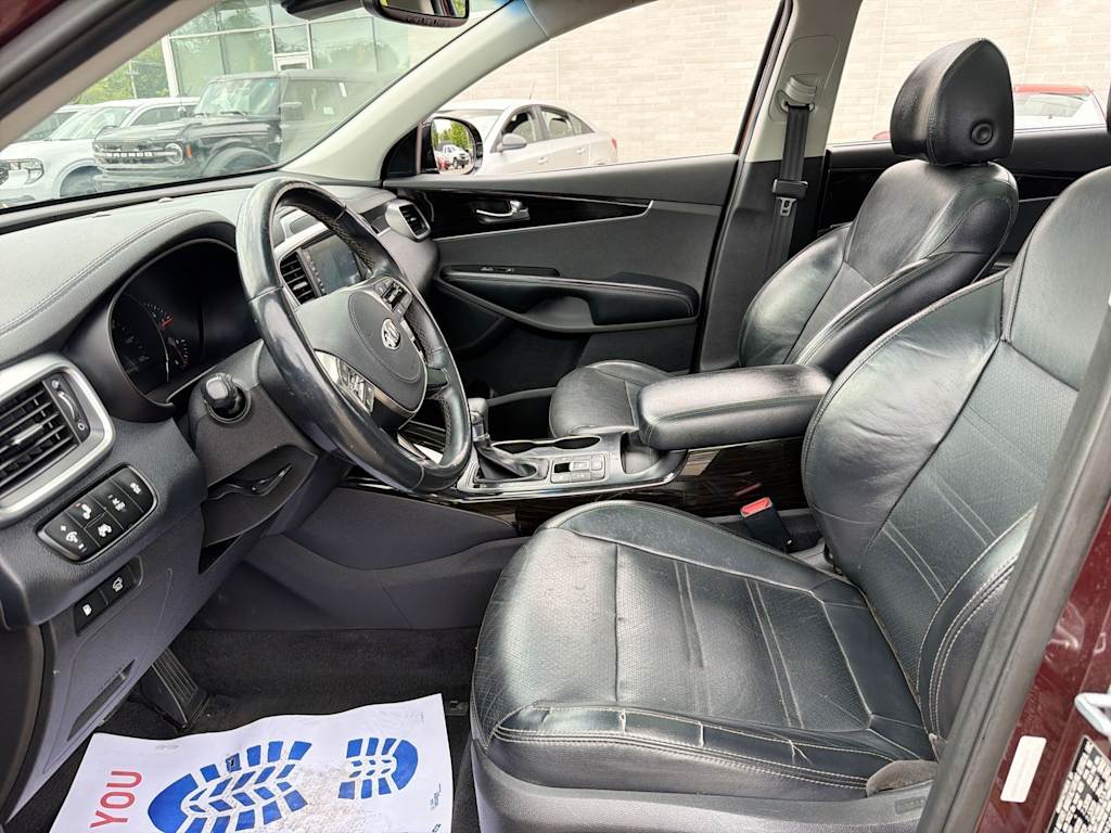 Thumbnail: 2019 Kia Sorento - 10