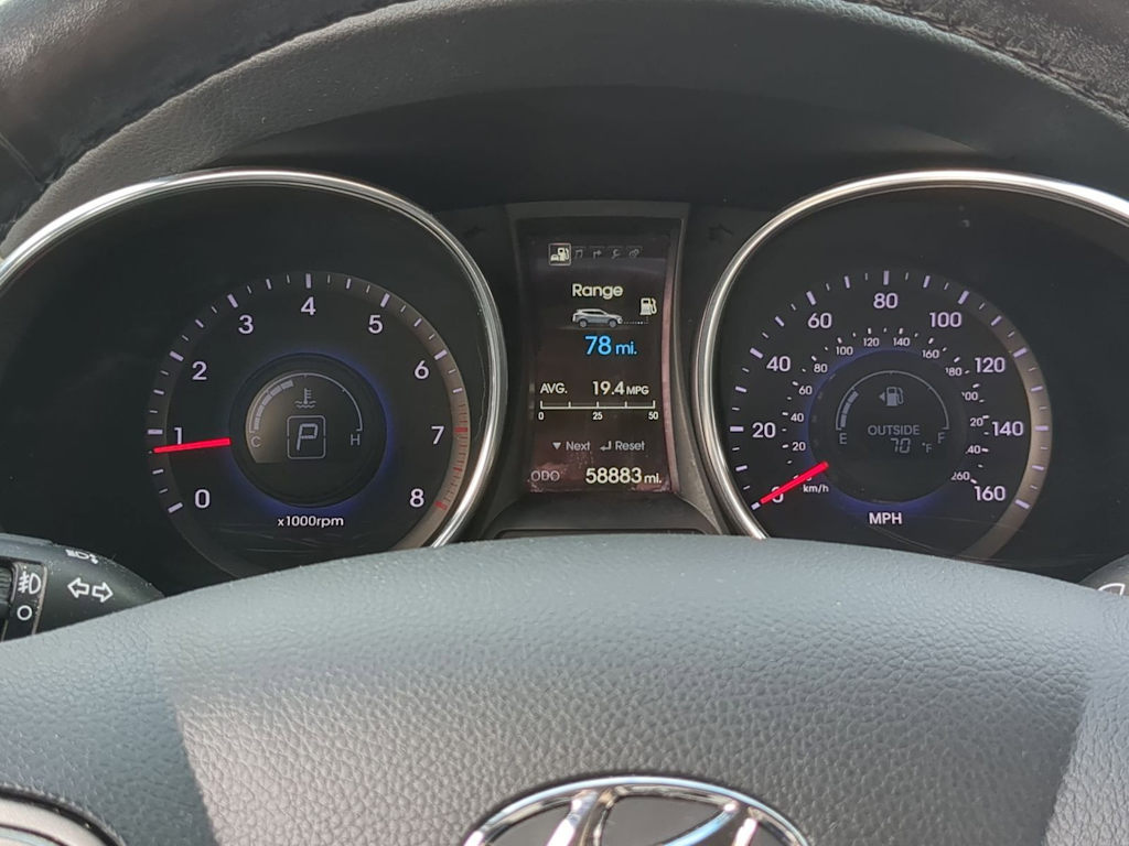 Thumbnail: 2016 Hyundai Santa Fe - 16
