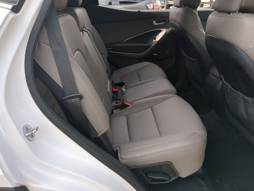Thumbnail: 2016 Hyundai Santa Fe - 28