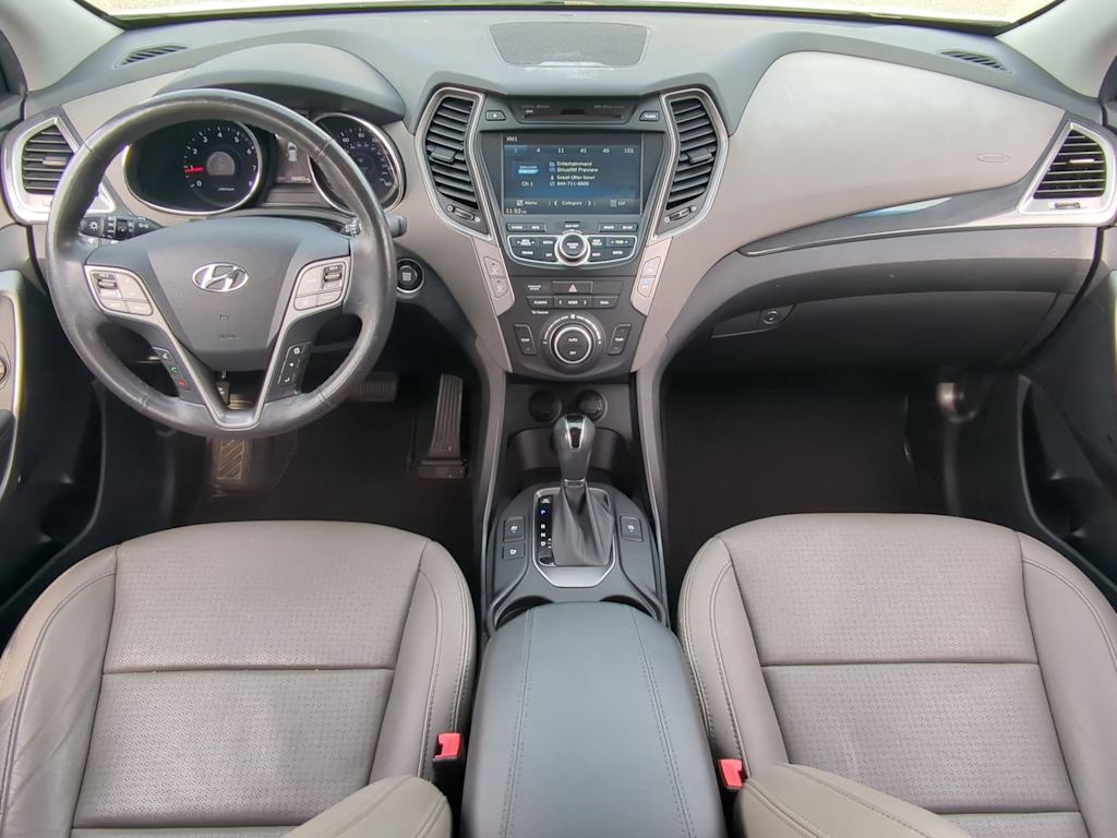 Thumbnail: 2016 Hyundai Santa Fe - 9