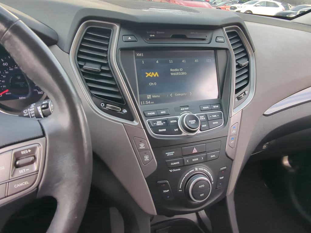 Thumbnail: 2016 Hyundai Santa Fe - 14