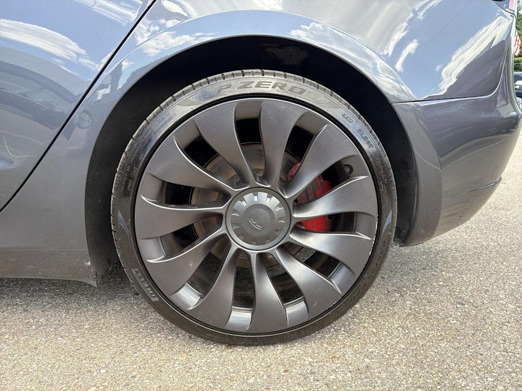 Thumbnail: 2023 Tesla Model 3 - 8
