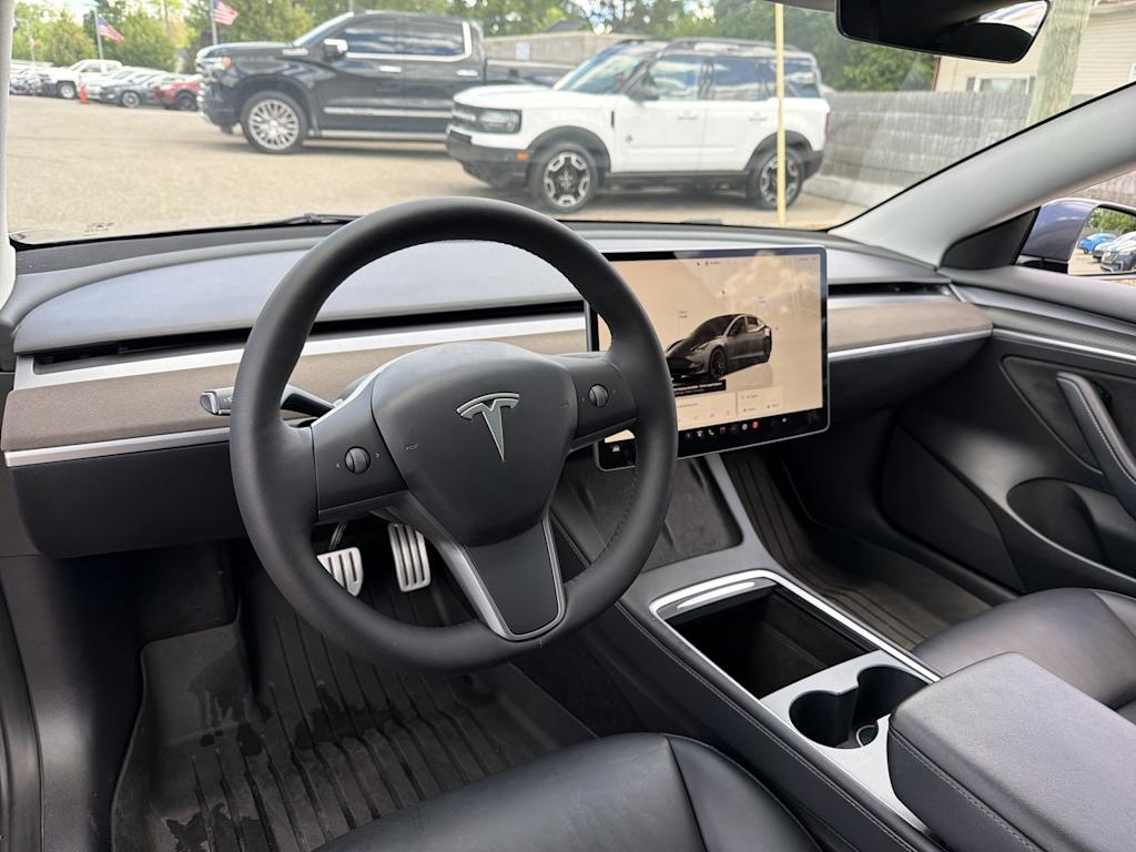 Thumbnail: 2023 Tesla Model 3 - 2