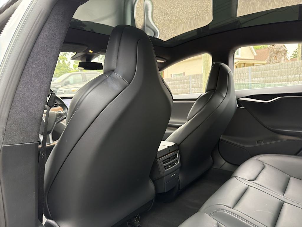 Thumbnail: 2019 Tesla Model S - 10