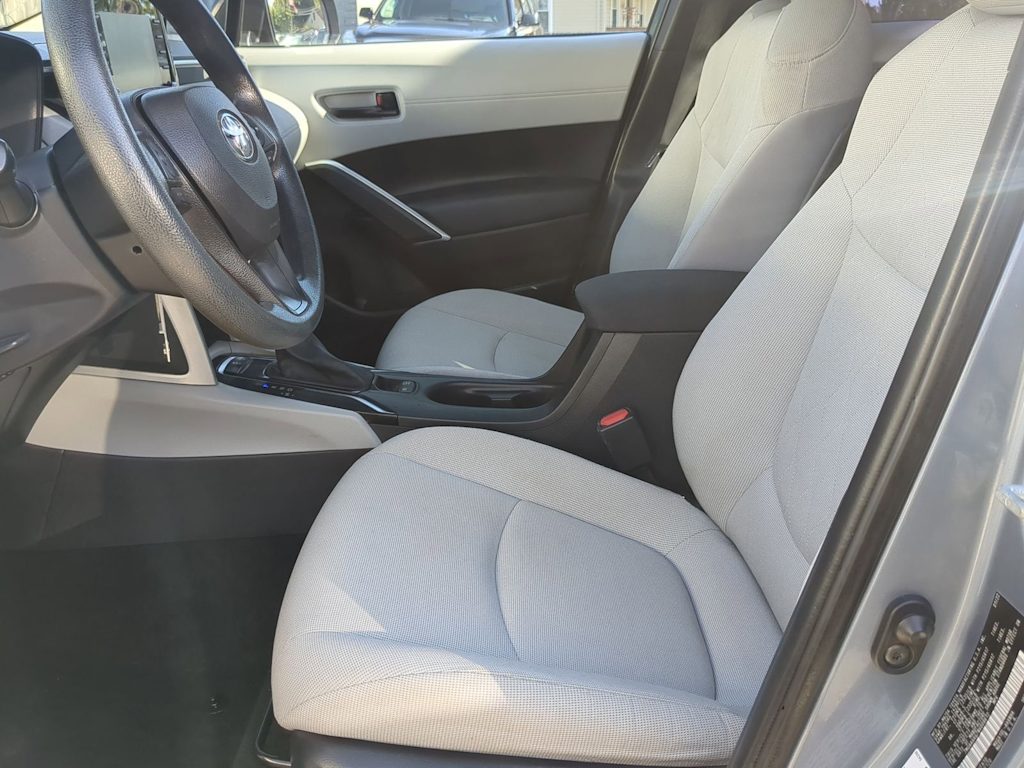 Thumbnail: 2022 Toyota Corolla Cross - 10