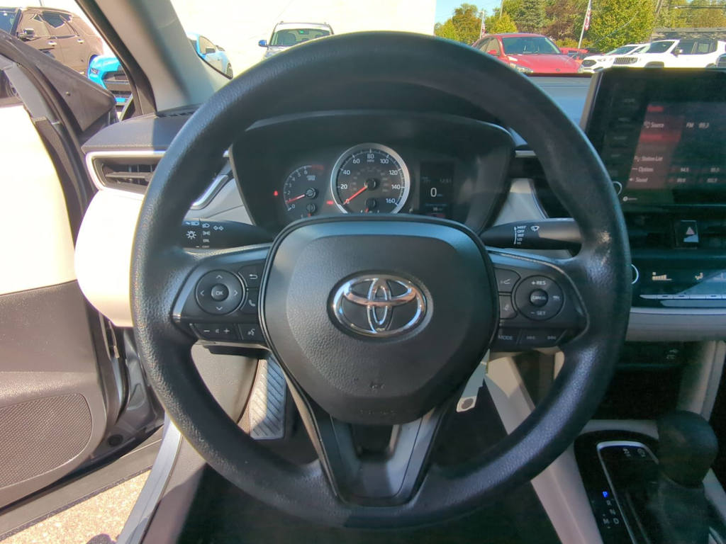 Thumbnail: 2022 Toyota Corolla Cross - 13