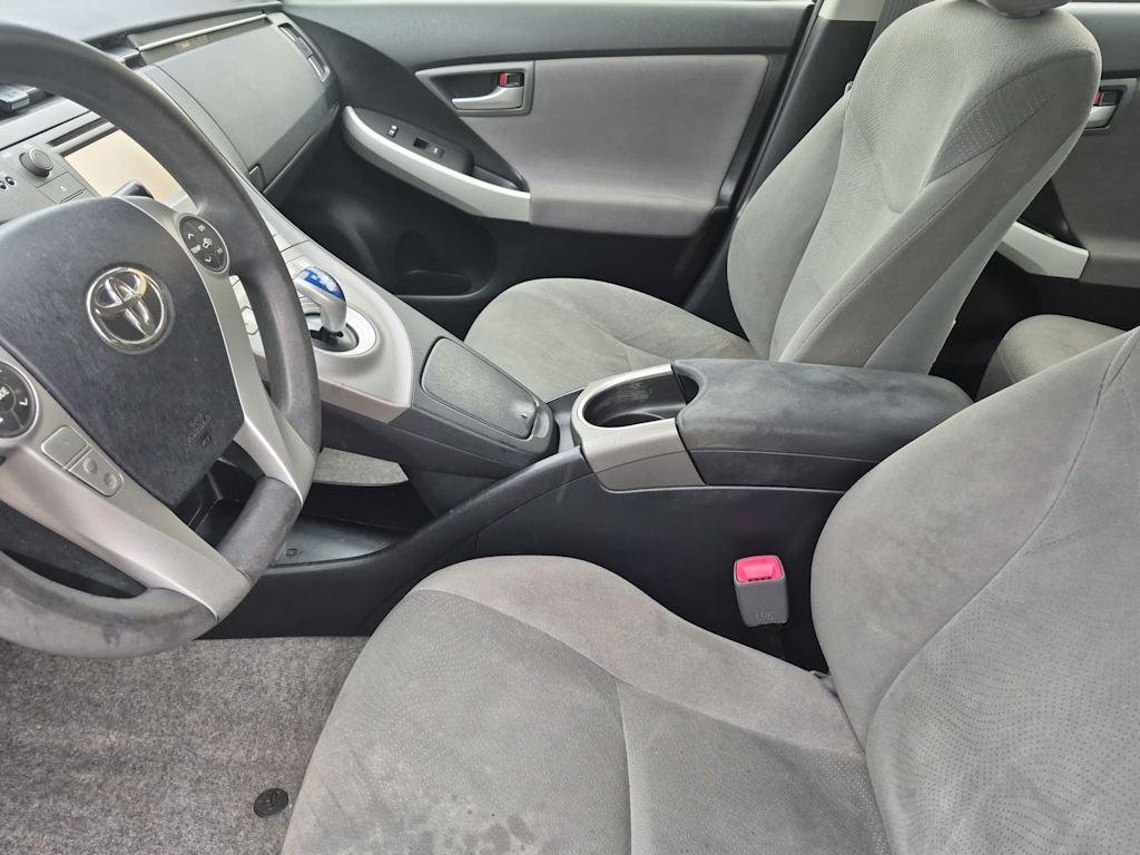 Thumbnail: 2013 Toyota Prius - 8