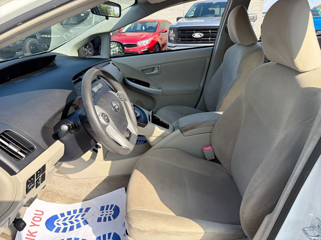 Thumbnail: 2010 Toyota Prius - 10