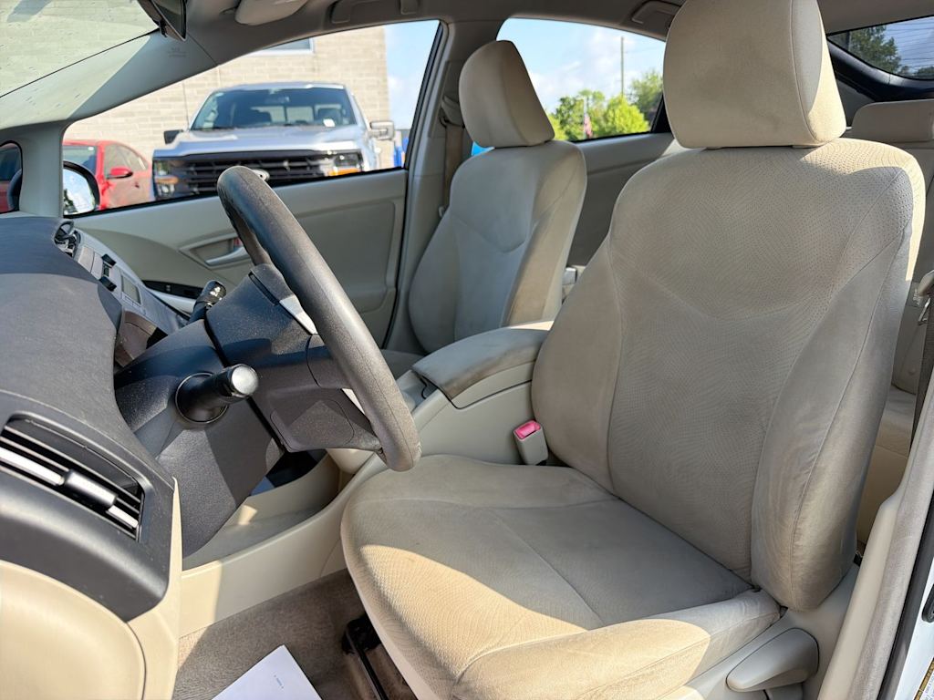Thumbnail: 2010 Toyota Prius - 11