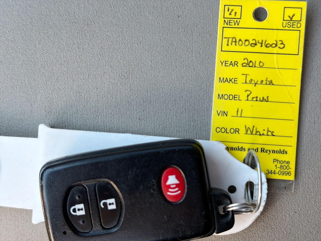 Thumbnail: 2010 Toyota Prius - 33