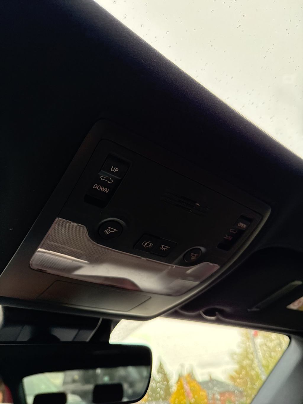 Thumbnail: 2019 Lexus IS - 40