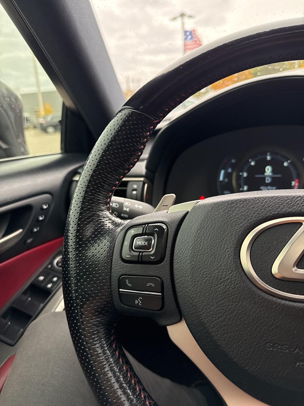 Thumbnail: 2019 Lexus IS - 39