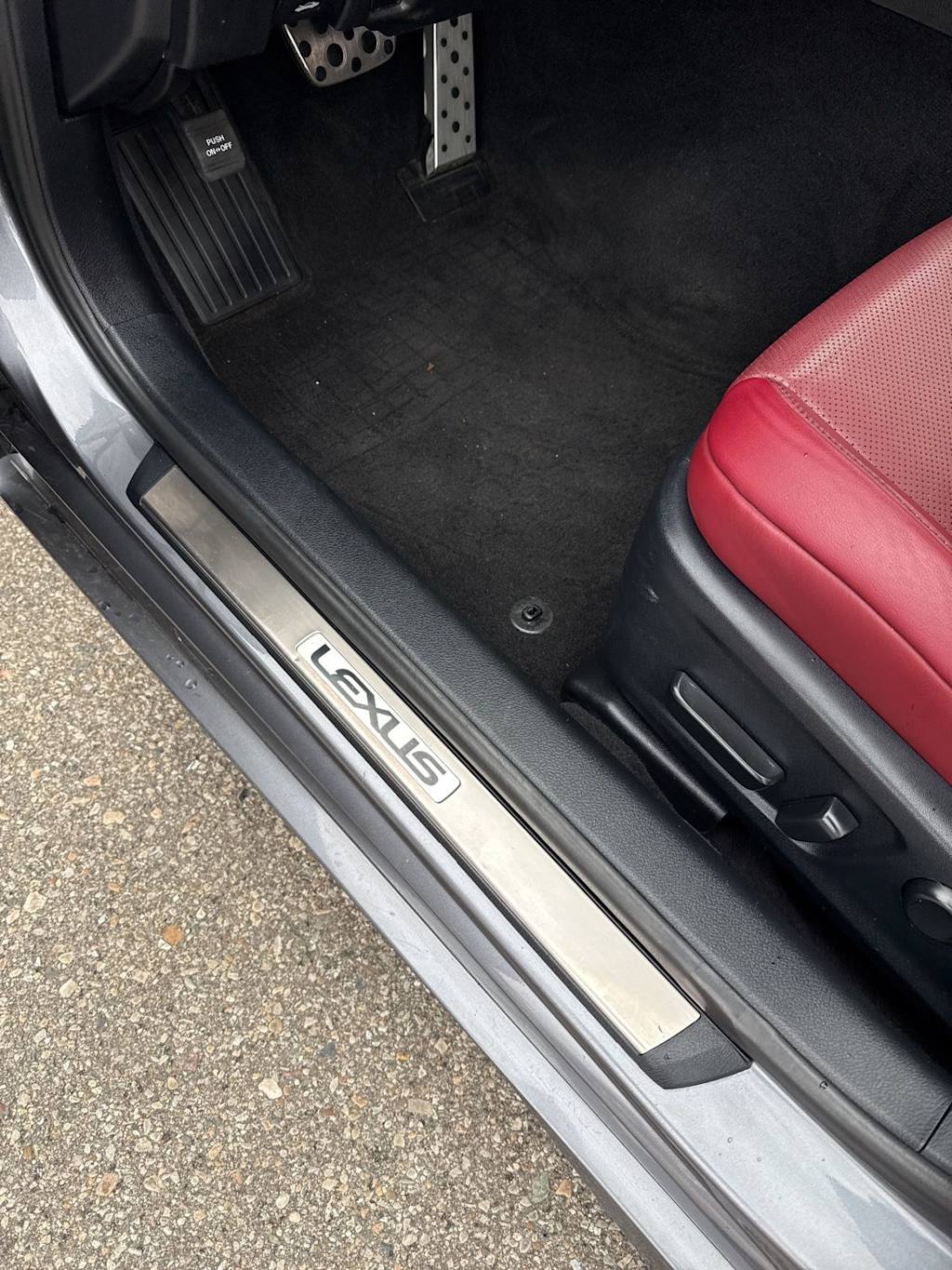 Thumbnail: 2019 Lexus IS - 21