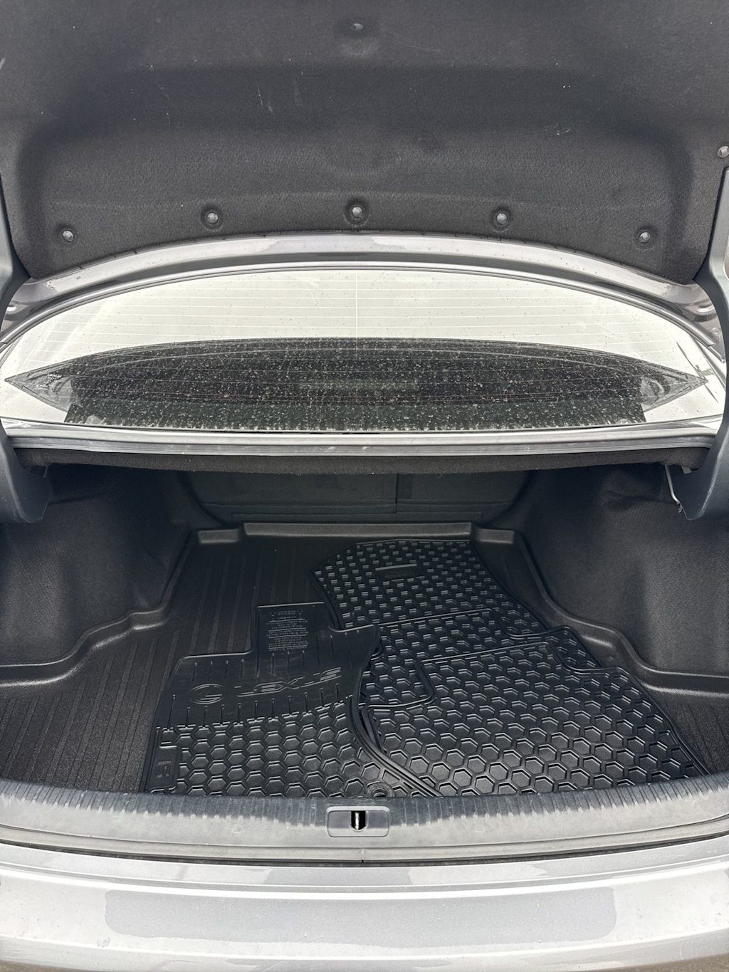 Thumbnail: 2019 Lexus IS - 15