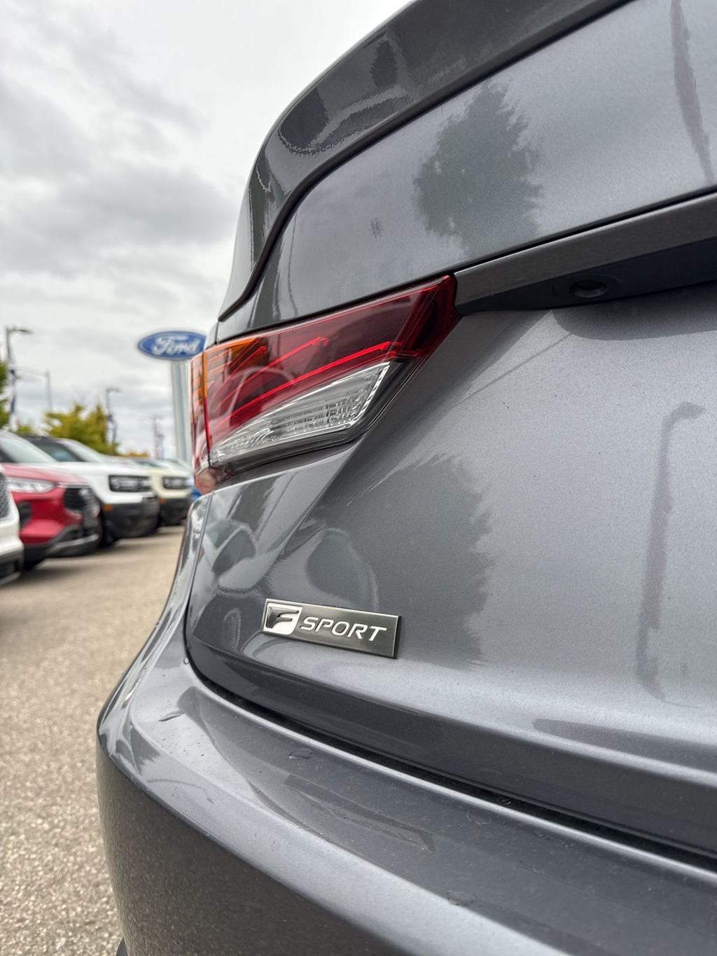 Thumbnail: 2019 Lexus IS - 6