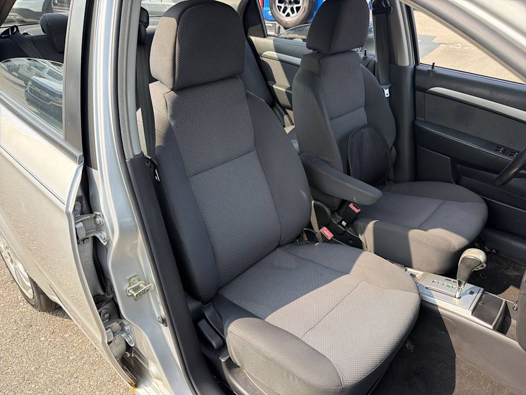 Thumbnail: 2011 Chevrolet Aveo - 26