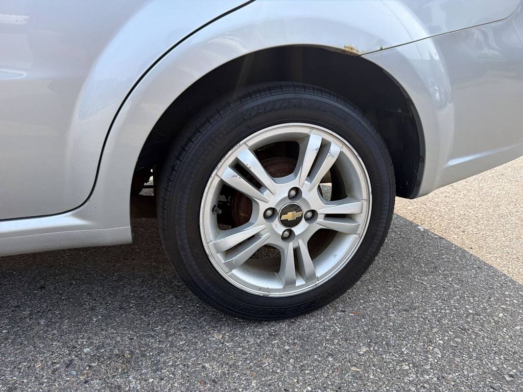 Thumbnail: 2011 Chevrolet Aveo - 8