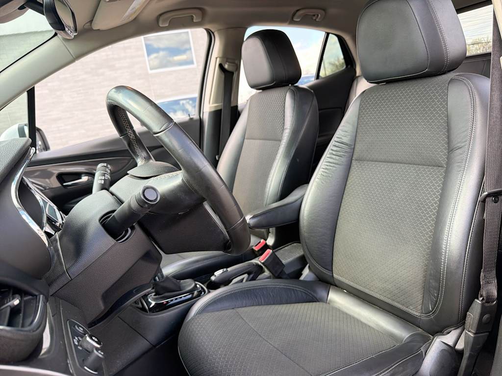 Thumbnail: 2017 Buick Encore - 9