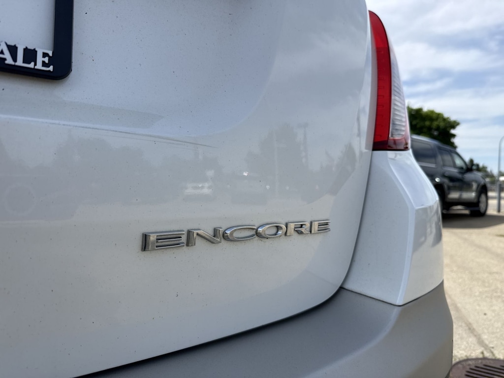 Thumbnail: 2015 Buick Encore - 23