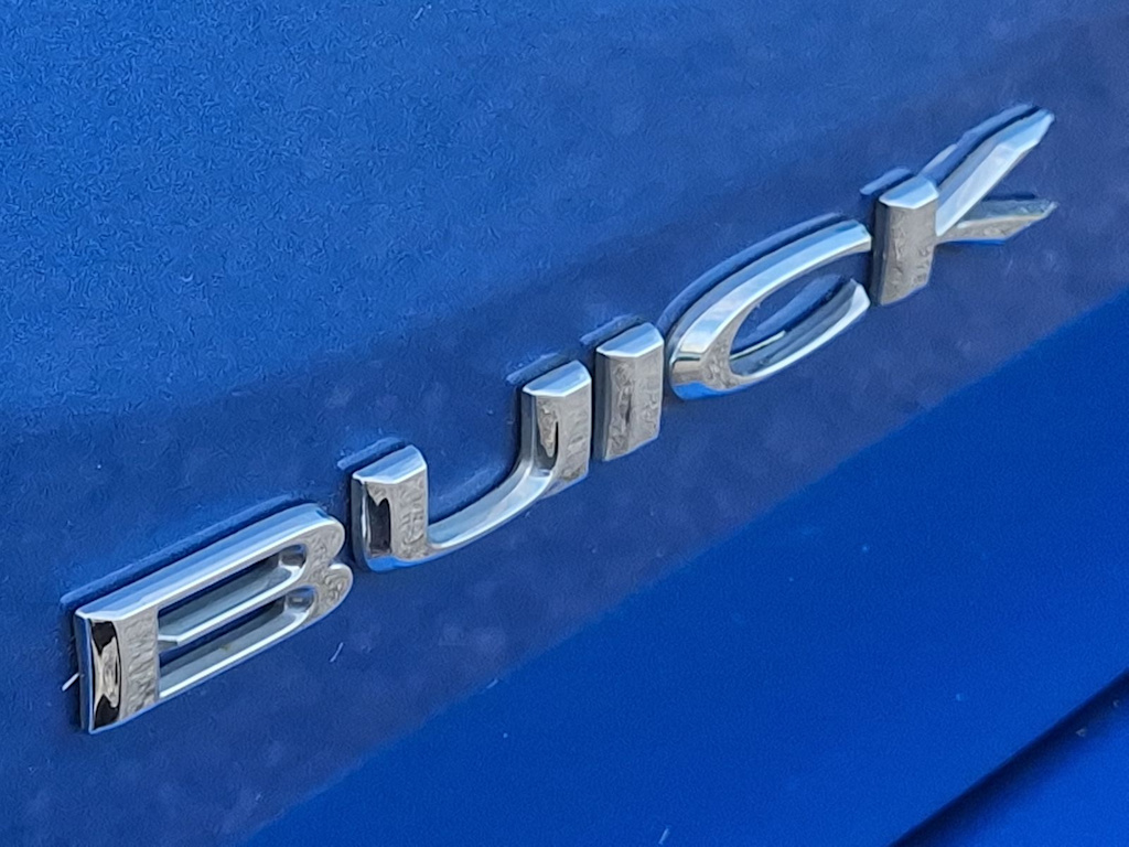 Thumbnail: 2018 Buick Encore - 23