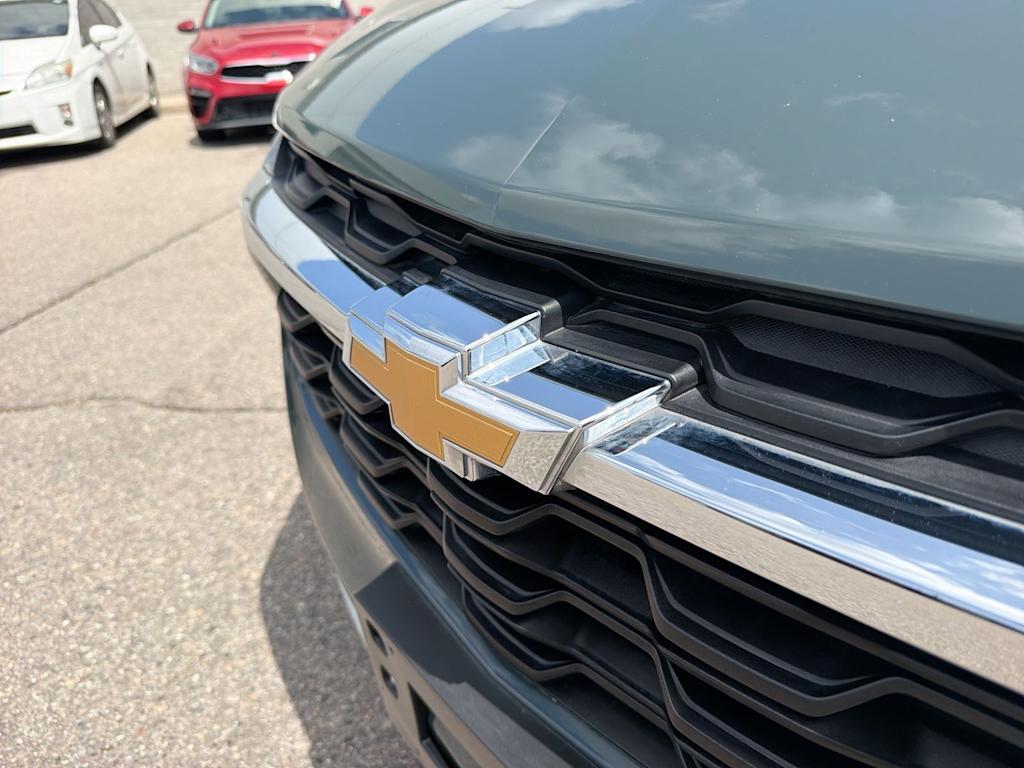 Thumbnail: 2025 Chevrolet Trax - 23