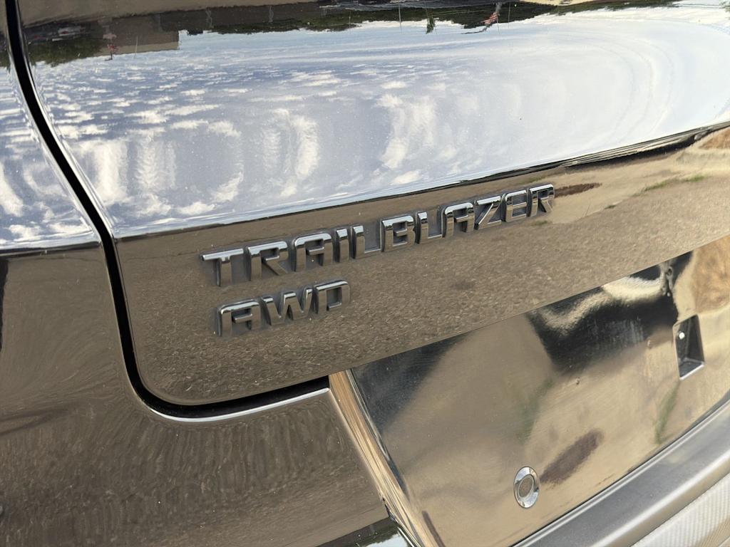 Thumbnail: 2023 Chevrolet TrailBlazer - 24