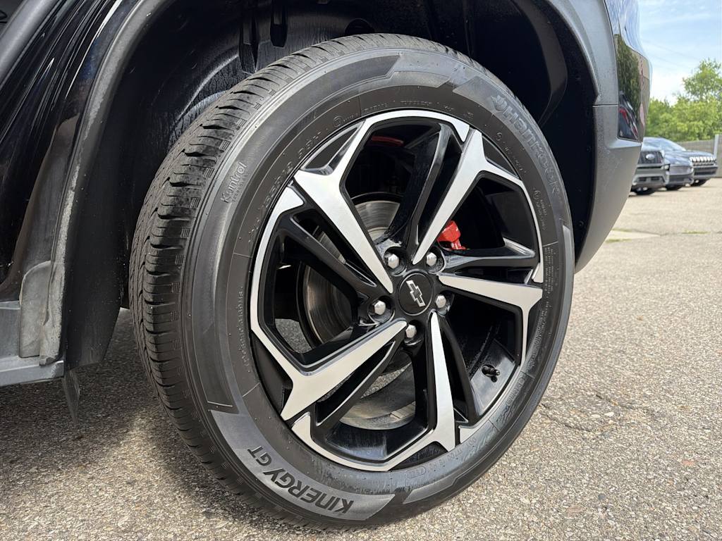 Thumbnail: 2023 Chevrolet TrailBlazer - 8
