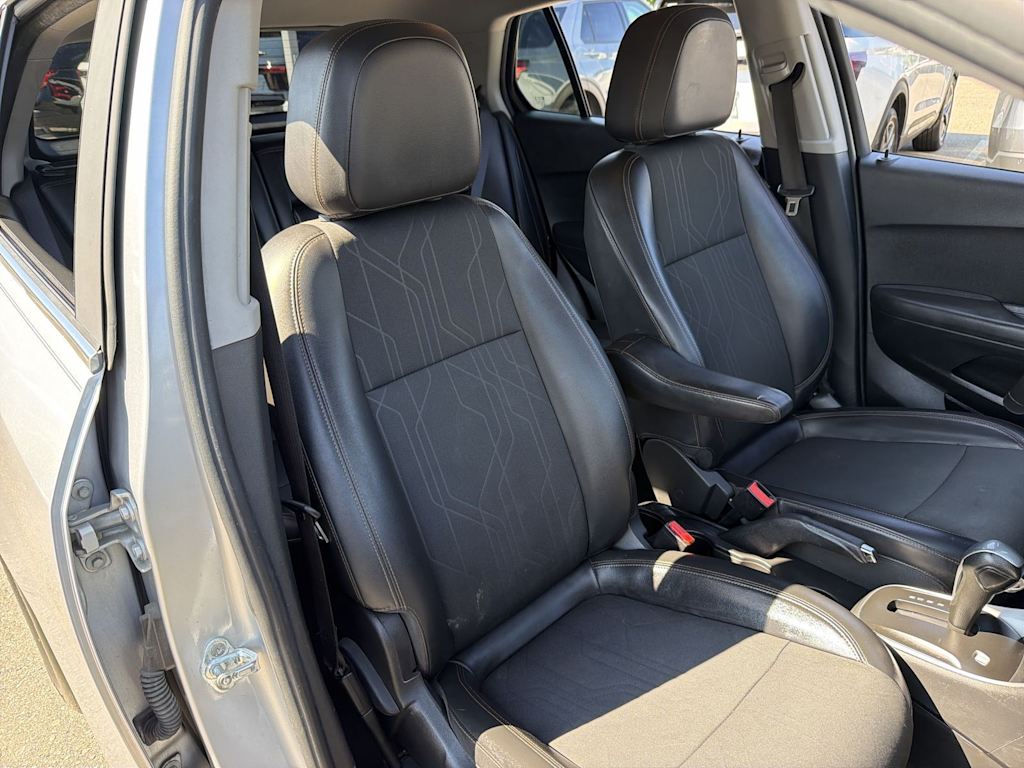 Thumbnail: 2018 Chevrolet Trax - 28
