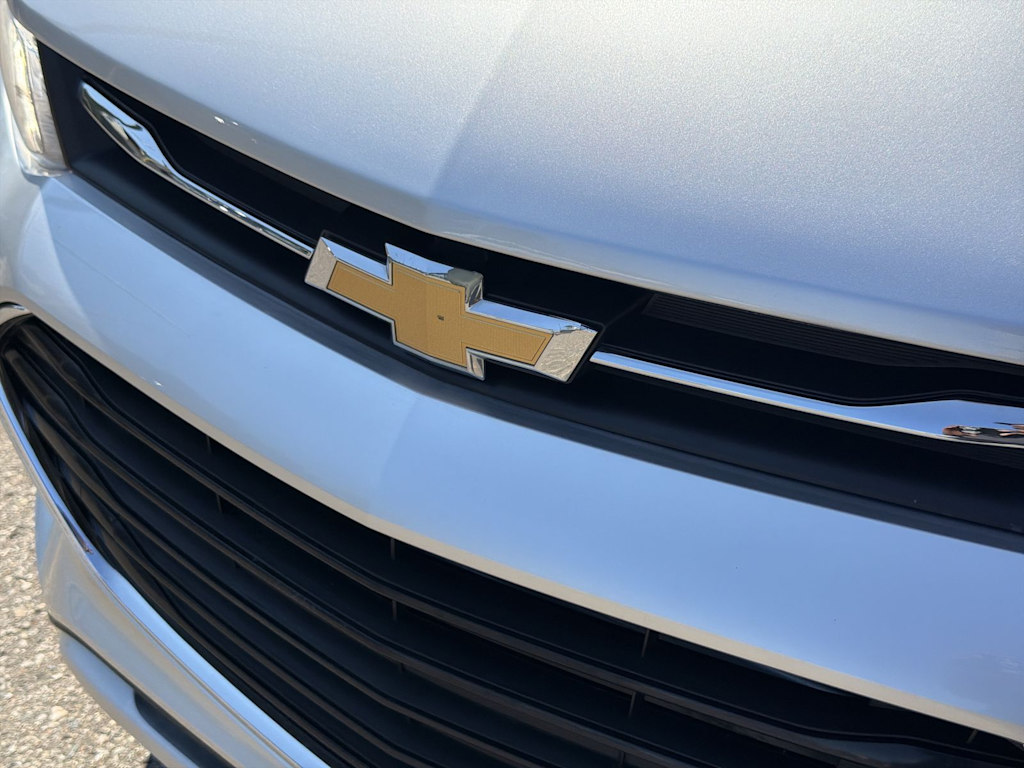 Thumbnail: 2018 Chevrolet Trax - 6