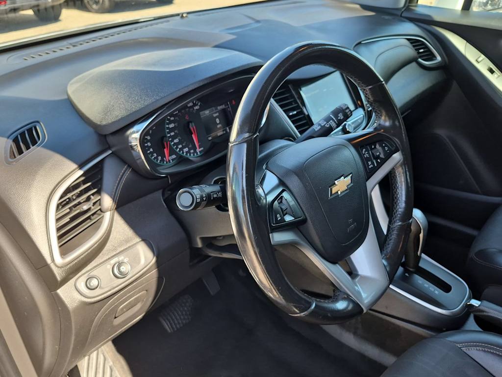 Thumbnail: 2018 Chevrolet Trax - 2