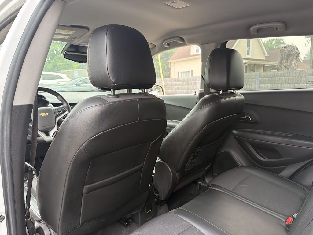 Thumbnail: 2017 Chevrolet Trax - 12