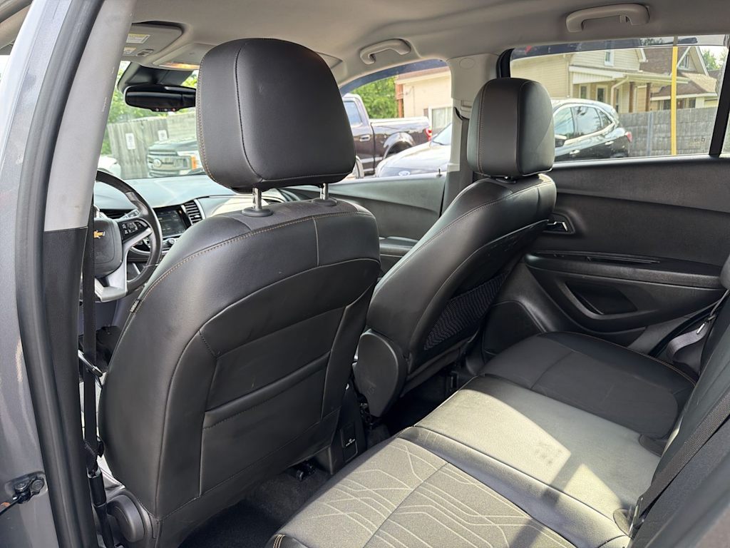 Thumbnail: 2019 Chevrolet Trax - 12